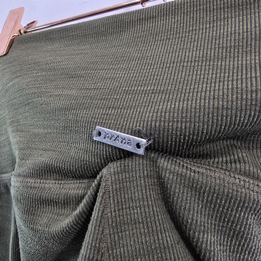 Prana Leggings Womens Large Green Becksa Ribbed High Rise Crop Short Length 7/8 - Picture 10 of 12